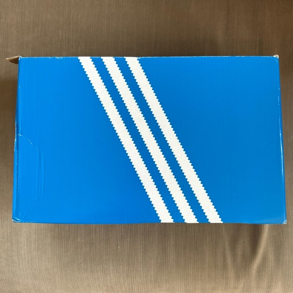 ☀️NEW Adidas Sambae Sneaker Shoes Purple And White - Picture 7 of 8